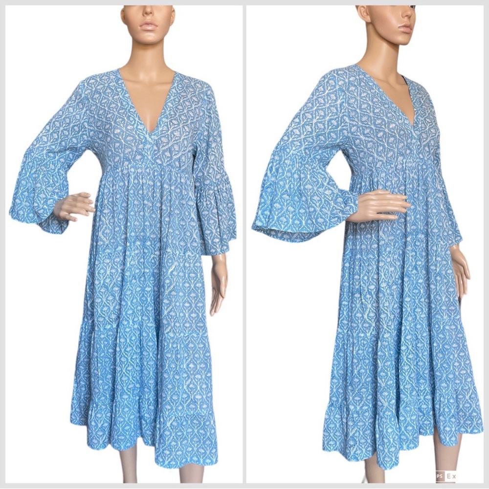 Le Bazar Coastal Blue White Floral French Block Print Small